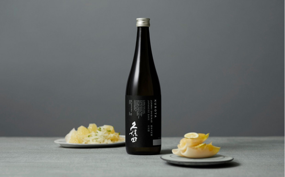 【新潟銘酒堪能セット（化粧箱無）】久保田 純米大吟醸・越乃寒梅 灑 (720ml)