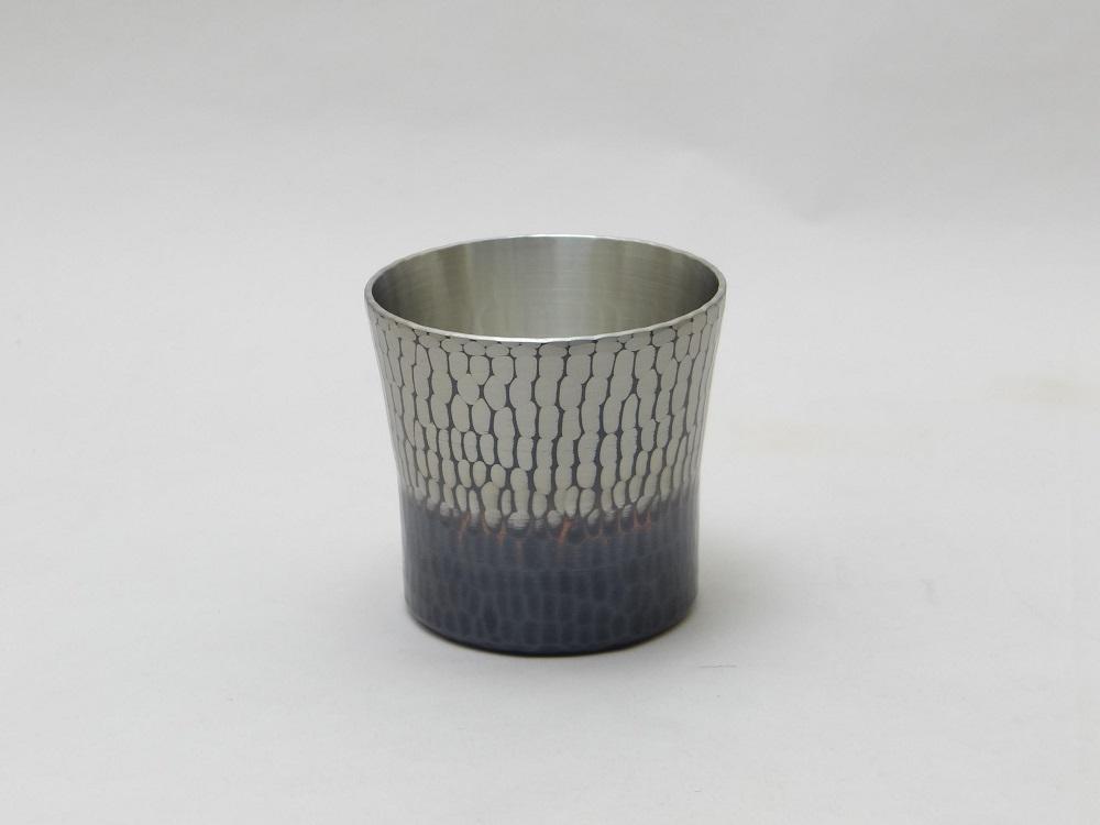 純銅手打ち鎚目ぐい呑み 錫黒被仕上 100ml