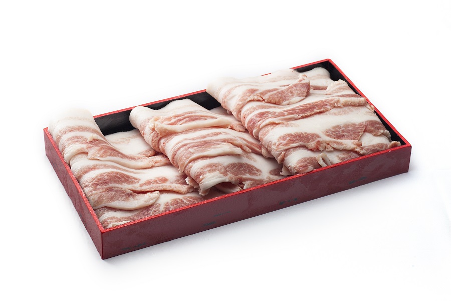 純白のビアンカ　豚バラ焼肉用　800g　新潟　新潟県　豚　豚肉