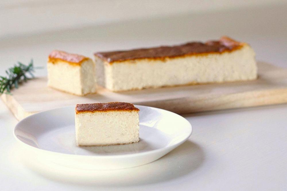 自然を食べる 麹チーズケーキ（こうじ香る）４～６人用（無添加・グルテンフリー）［里山ボタニカル］