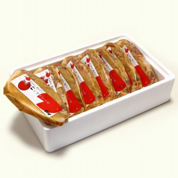 雪国ぶた味噌ステーキ　180ｇ×8枚　新潟県　肉　お肉　豚肉　ステーキ　味噌　個包装　ギフト