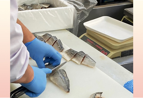 H7-94醤油と柚子の風味が絶妙な脂ののった骨無ぶり柚庵漬（幽庵漬）