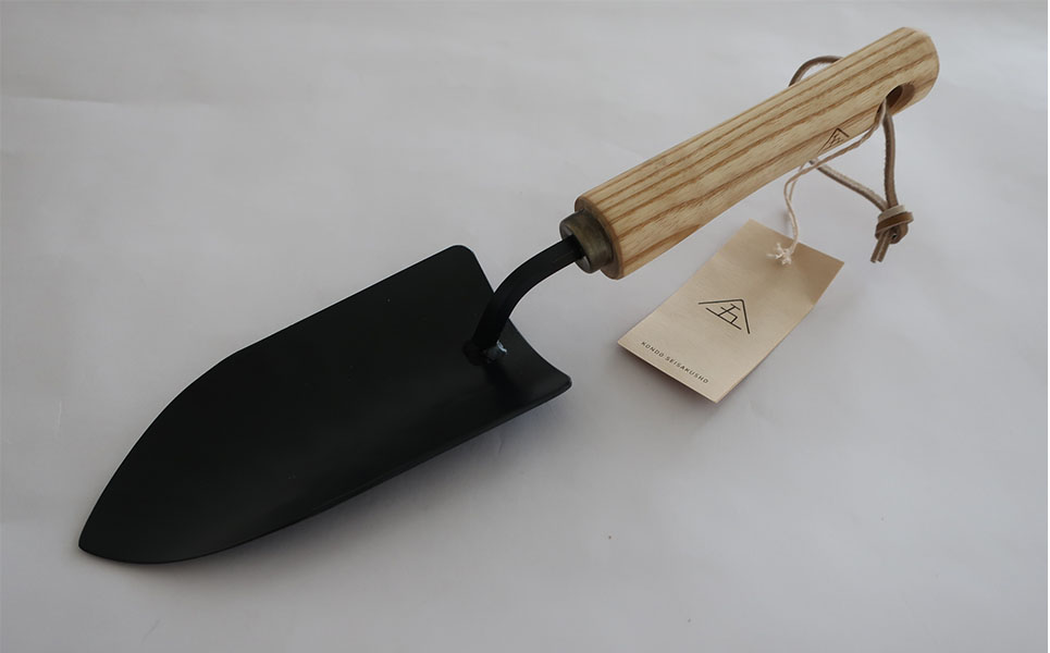 [近藤製作所] ガーデニングに 移植ゴテ（いしょくごて）大【016P046】