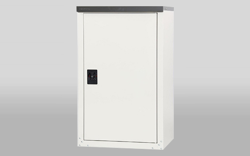 [グリーンライフ] 倉庫や物置として便利 扉式収納庫 102【039P007】