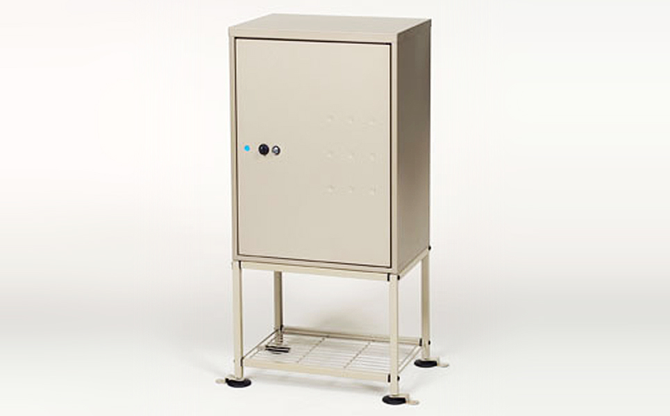 [グリーンライフ] 大容量で戸建てにも好評 鍵付宅配ボックス＆架台セット【070P001】