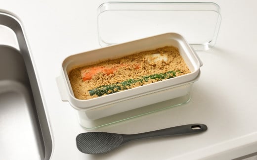 ぬかどこボックス [キッチン＆ダイニンググッズ部門大賞] [LIFE×DESIGNアワード ベストプレス賞] 水分を自然排出 ぬか床 容器 キッチン用品 [Leye] 【010S348】