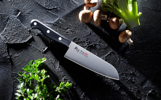 村斗SHARP 2本セット（三徳・牛刀） 万能包丁 食洗機対応 キッチン用品 調理器具 新生活 燕三条製 [下村工業] 【016S065】