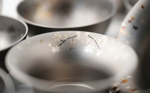 純チタン製お猪口 富士(Fuji) ・春(桜) オシャレ おちょこ ぐい吞み おしゃれ 酒器 日本酒 チタン 燕三条製 プレゼント 退職祝い 【022S063】