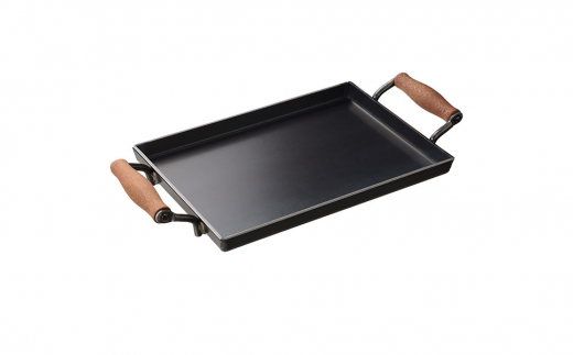 4.5mmの厚みが素材の旨みを引き出す 鉄板大（角蓋付き） [大人の鉄板]【037P006】