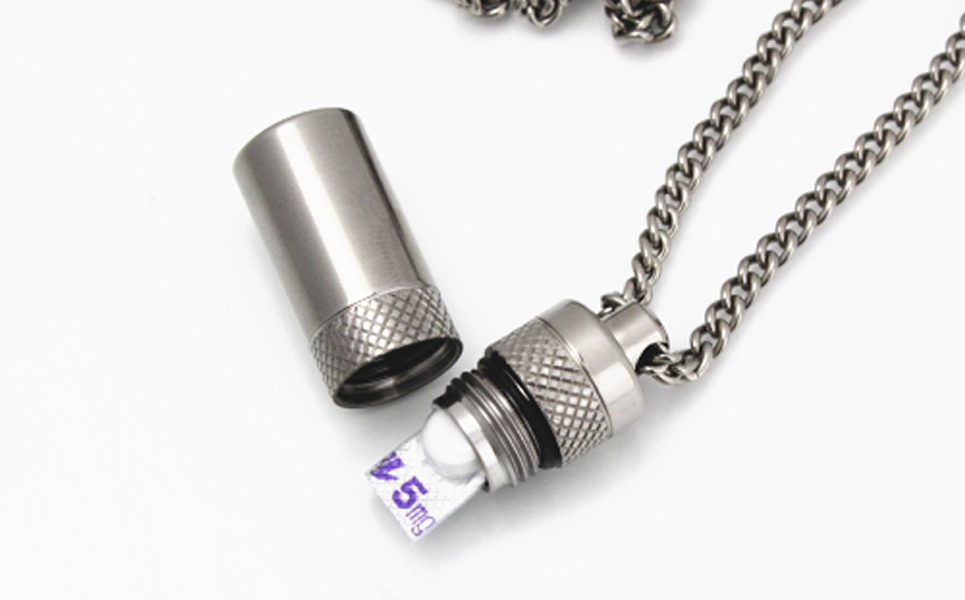 [leger（レジエ）] 純チタンニトロネックレス ローレットタイプ【047P002】