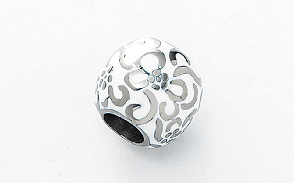 [leger（レジエ）] 純チタンネックレス 花玉(ハナダマ) 白【050P003】