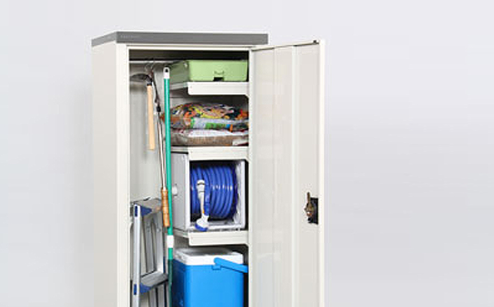 [グリーンライフ] 倉庫や物置として便利 扉式収納庫 132【056P004】