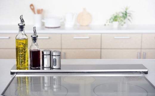 コンロ奥カバー&ラック ロータイプ （奥行10cm） キッチン用品 キッチングッズ 調理ラック こんろカバー 燕三条製 ステンレス製 新生活 一人暮らし [逸品物創]【010S135】