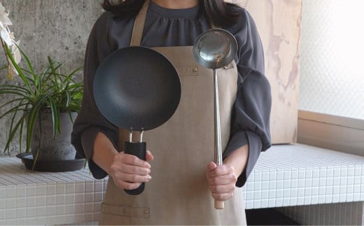 [apod] ダブルファイバー18cm中華鍋 ハンドルカバーセット 新生活 一人暮らし 【010S243】