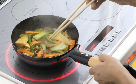 木柄ミニ炒めパン 20cm IH対応 キッチン用品 フライパン 燕三条製 【010S302】