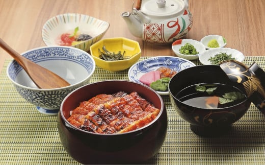 うなぎと鯉の料理専門店 お食事券 3,000円（1,000円券×3枚） 駅から徒歩５分 鰻 鯉 専門料理 和食 食事処 [鈴の音] 10000円以下 1万円以下 【010S353】