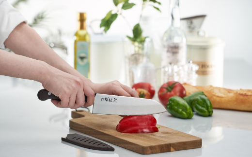 作楽結 サヤ付き2本セット（三徳・パンスライサー） 万能包丁 パン切ナイフ 食洗機対応 キッチン用品 調理器具 新生活 燕三条製 [下村工業] 10000円以下 1万円以下 【010S534】