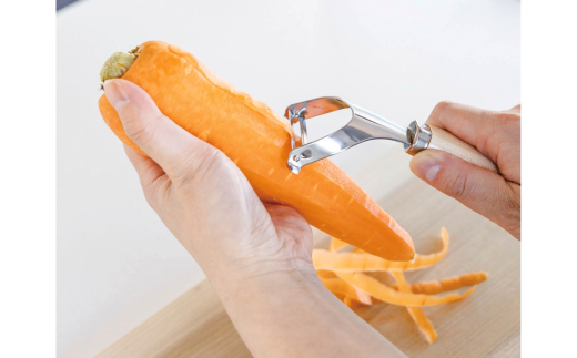 薬味おろしと木柄ピーラー 皮むき 時短 調理器具 キッチン用品 キッチンツール 燕三条製 [小柳産業]【012S097】