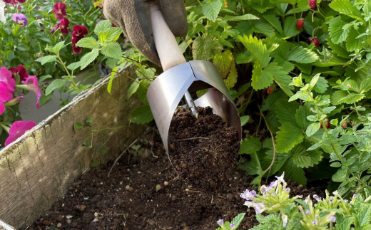 マルチゴテ 野菜や花の苗の植え付けに 園芸用品 ガーデニング用品 本格ガーデニングツール 燕三条製 [浅野木工所] 【017S062】