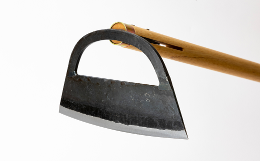 草削り立鎌210mm 刃先カバー付 草刈り 除草道具 園芸用品 燕三条製 [相田合同工場] 【022S055】