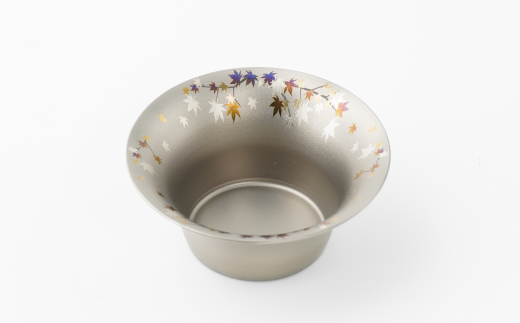 純チタン製お猪口 富士(Fuji) ・秋(紅葉) オシャレ おちょこ ぐい吞み おしゃれ 酒器 日本酒 チタン 燕三条製 プレゼント 退職祝い 【022S065】