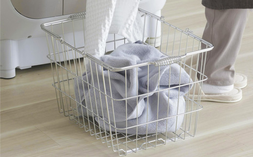 [家事問屋] 取って付きバスケット 大 ハンドル付 タオル収納 ステンレス製 キッチン用品 ランドリー用品 燕三条製 下村企販 新生活 【022S074】