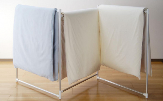 折りたたみふとん干し 持ち運べる軽量アルミ製 省スペース【024P015】