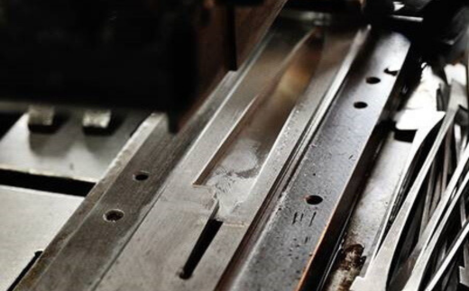 三徳包丁 170mm 37層ダマスカス 燕三条 職人製 包丁 キッチン用品 刃物 調理器具 調理用品 [六四郎]【025S046】