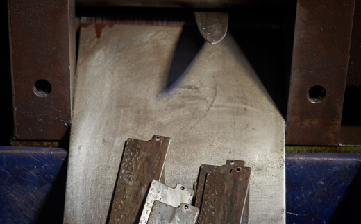 牛刀包丁 180mm 37層ダマスカス 燕三条 職人製 包丁 牛刀 キッチン用品 刃物 調理器具 調理用品 [六四郎]【025S047】