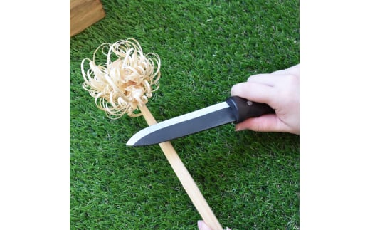 ［山人］ 万能キャンプナイフ軽量型 両刃 牛革ケース入 キャンプ用品 アウトドア用品 万能ナイフ サバイバルナイフ 焚火 薪割り 燕三条製【029S001】