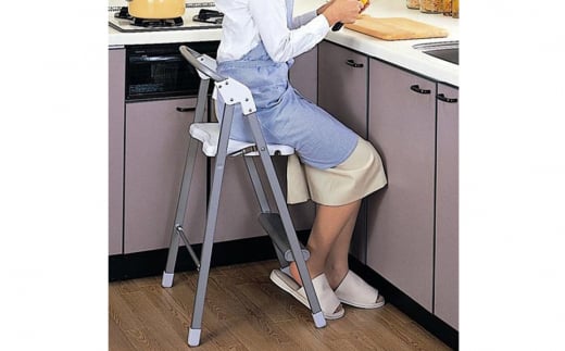 折りたたみ式 ステップアップチェア シルバー 踏み台＆椅子（イス）の2WAY アルミ製で軽く 持ち運び可【033P009】