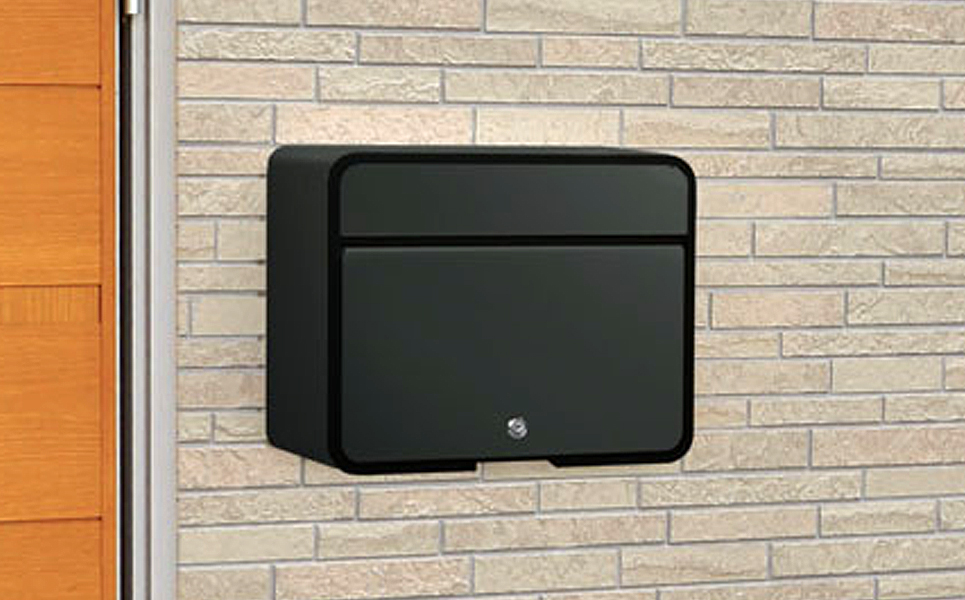 [グリーンライフ] 鍵付スチール郵便ポスト（郵便受け） マットブラック【015P012】