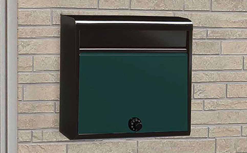[グリーンライフ] 鍵付郵便ポスト（郵便受け） マットブラック/グリーン【016P047】