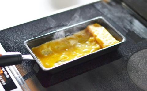 卵１個で！鉄の玉子焼き器 燕三条 調理器具 パン キッチン用品 調理道具 bwsSELECTION [ビーワーススタイル]【010S285】