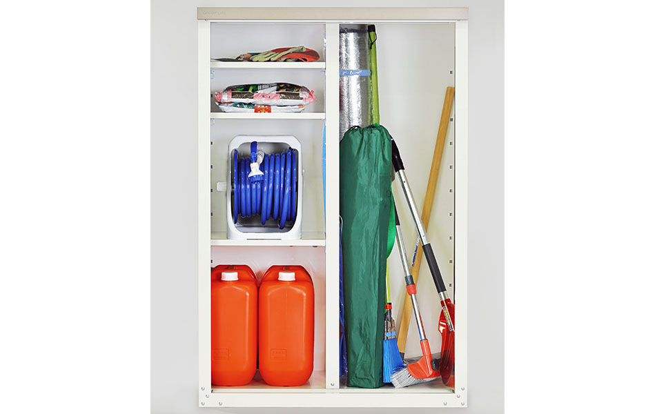 [グリーンライフ] 倉庫や物置として便利 ハーフ棚収納庫　高さ132cm【058P003】