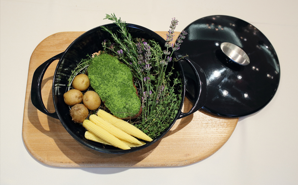 [UNILLOY（ユニロイ）] 浅型キャセロール（ホーロー鍋） 22cm 藍【065P007】