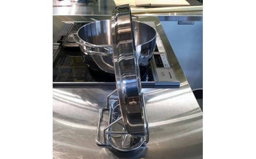 ダッチオーブン用 ステンレスふたスタンド 燕三条製 キャンプ用品 アウトドア用品 [村の鍛冶屋]【010S080】