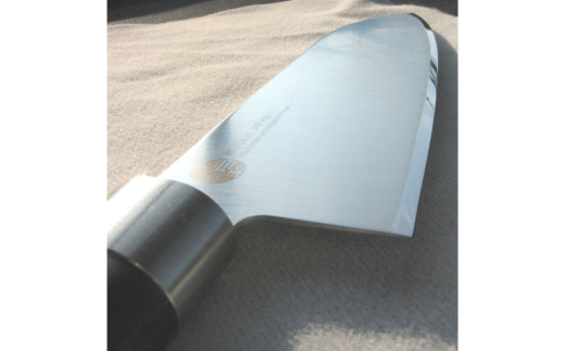 燕三条 三徳包丁 刃渡り165mm モリブデンバナジウム鋼 キッチン用品 燕三条製 【010S427】