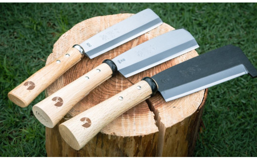 キャプテンスタッグ×鋼典 鉈 ナタ 木サヤ付 薪割り 焚火 焚き火 燕三条 キャンプ用品 アウトドア用品【030S007】