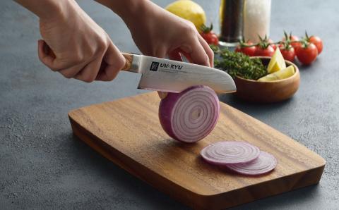 [雲竜] 三徳包丁 刃部15cm 万能包丁 ナイフ 調理器具 キッチン用品 調理用品 新生活 一人暮らし 切れ味抜群 日本製 燕三条製【020P059】