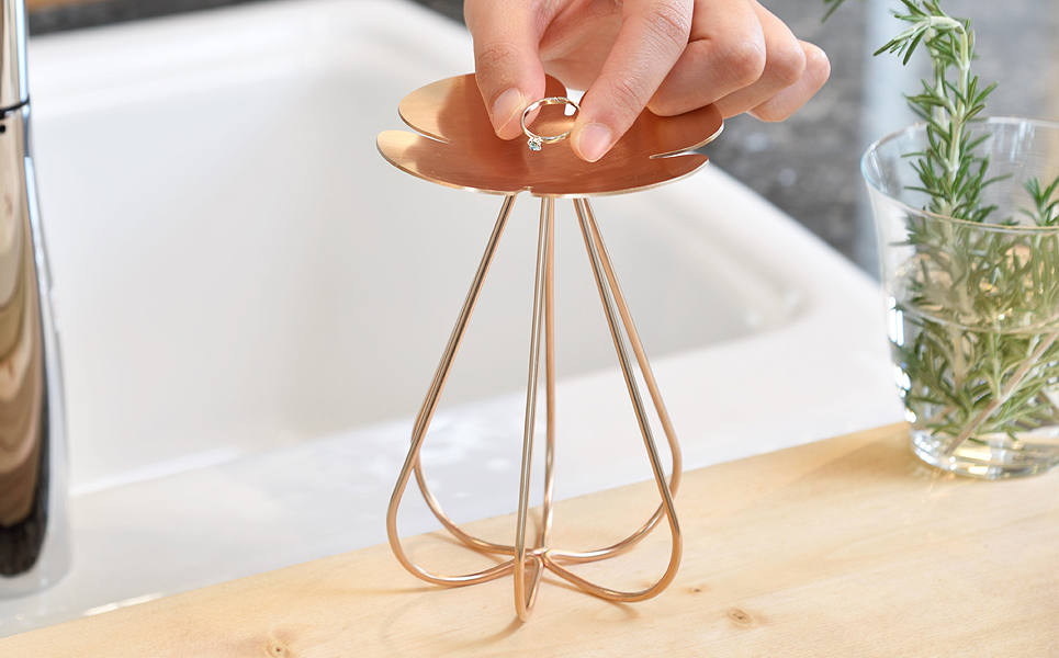 おしゃれなステンレス製　アクセサリースタンド ローズゴールド[ハナウタ] 【022P004】