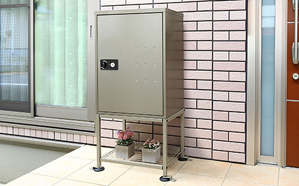 [グリーンライフ] 大容量で好評 非常開錠機能付き宅配ボックス＆架台セット【087P001】