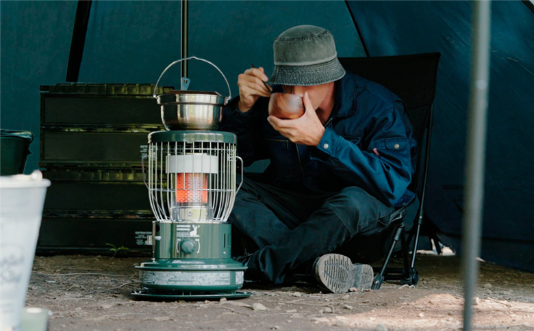 [キャプテンスタッグ×コロナ] 石油ストーブ 専用ケースセット SZ-32CS 9～12畳 灯油ストーブ コロナ 防災用品 キャンプ用品 アウトドア用品 暖房 ストーブ 【128S001】