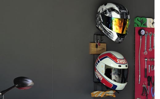 壁掛け ヘルメットハンガー バイク用品 カー用品 ヘルメットホルダー モーターサイクルグッズ インテリアにも [RENO] 【025P015】
