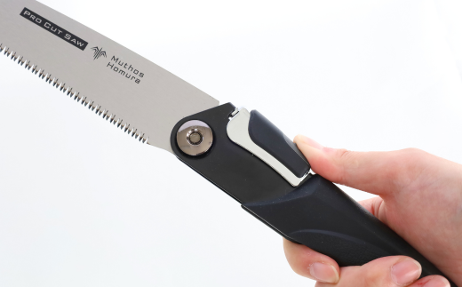 Pro Cut Saw（ノコギリ） 210mm Khaki-Green Collection ケース付 のこぎり 鋸 アウトドア用品 キャンプ用品 カーキ [Muthos Homura] 【010S441】