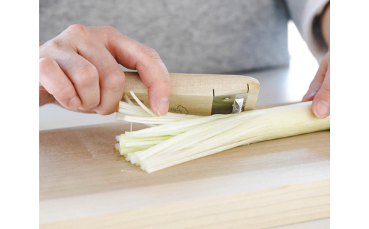 ねぎピーラー(白髪ねぎ)と昭和の台所ピーラー 皮むき 時短 調理器具 キッチン用品 キッチンツール 燕三条製 [小柳産業] 10000円以下 1万円以下 【010S525】