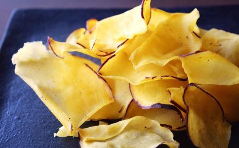さつまいも専門店の素材の味そのまま「さつまいもチップス」 120g（30g×4個）紅あずま【数量・期間限定】[ZA112]