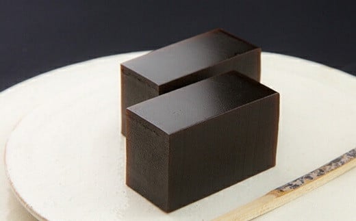 ねっとり濃厚！空気に触れ熟成する 名題「くろ羊かん」5本