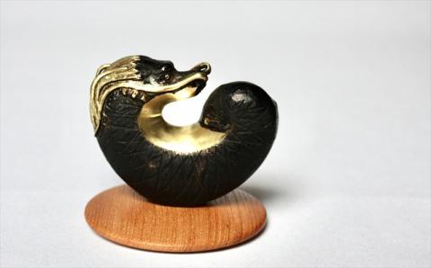 2024モデル干支「辰」置物 蝋型鋳金干支【新潟県無形文化財認定の伝統製法】＆石塚酒造 姫の井 純米大吟醸720ml（化粧箱入り）