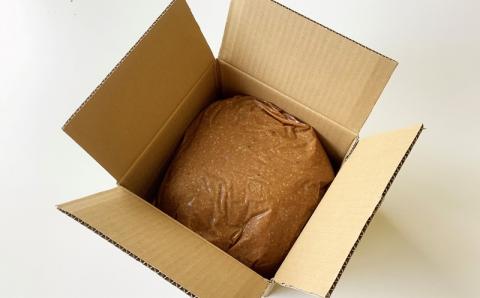 【新潟県産コシヒカリ＆大豆100％使用】熟成の違うみそをバランスよく合わせた三階節みそ「特撰」5kg[ZB470]